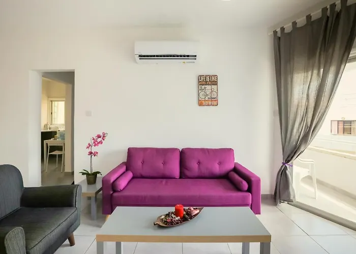 Andriana City Centre Flat